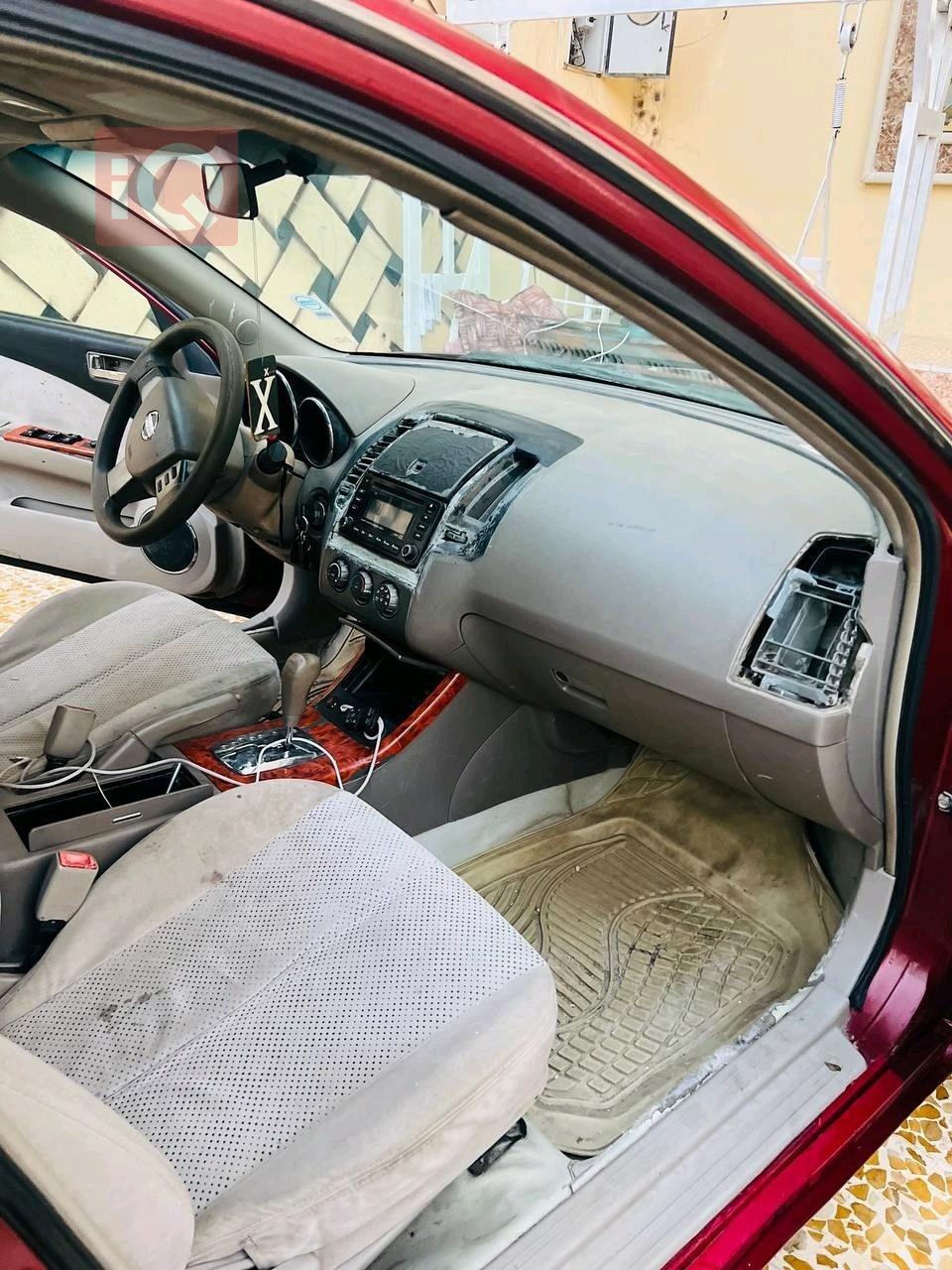 نيسان ألتيما